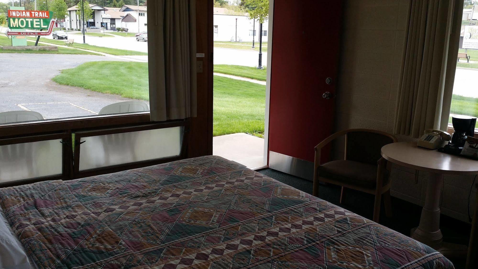 Indian Trail Motel Wisconsin Dells Luaran gambar